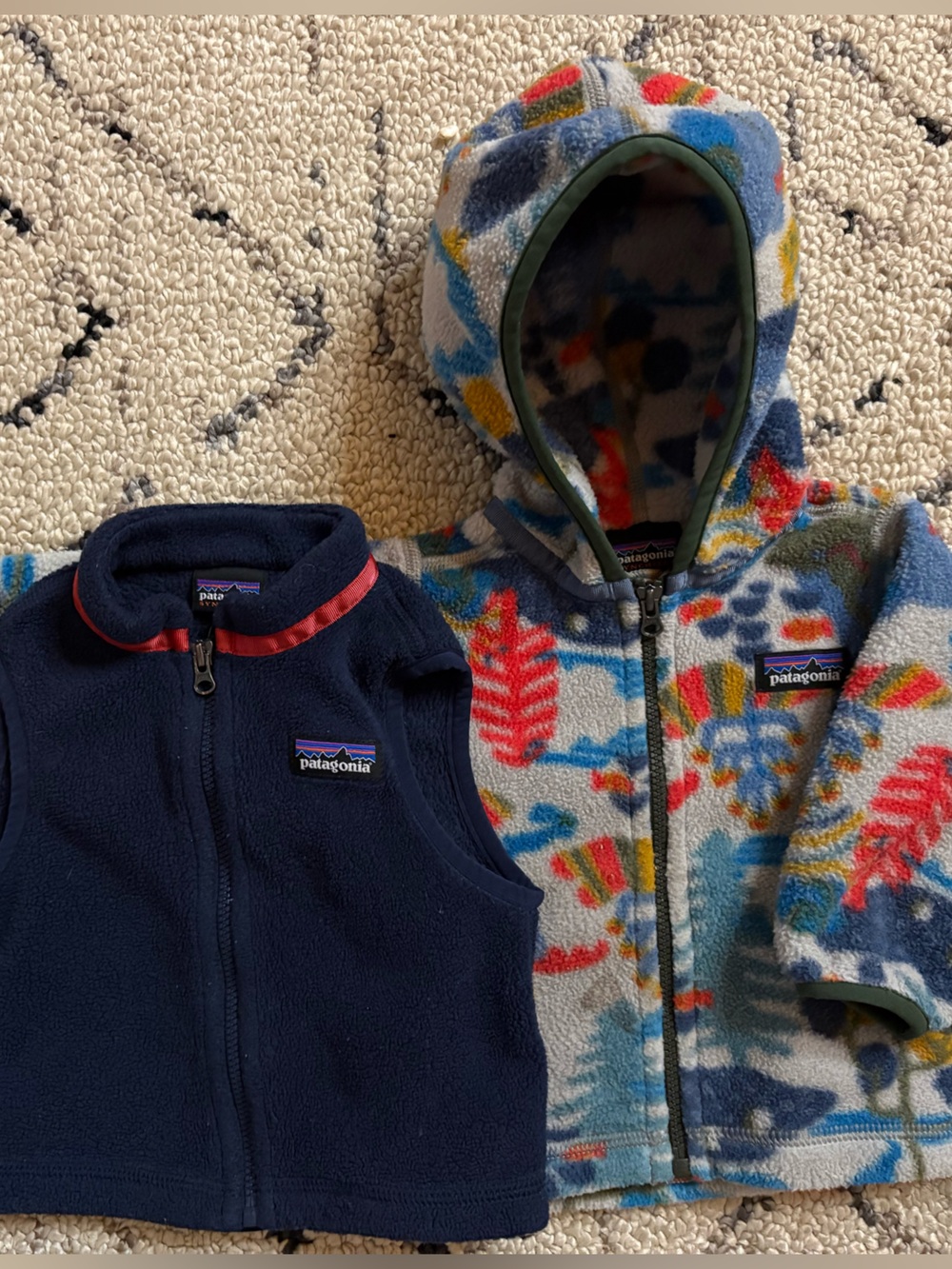 Patagonia kids bundle (6M) EUC - Picture 2 of 8